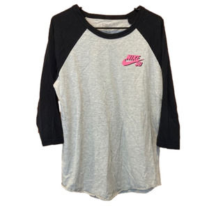 Nike SB 3/4 Sleeve Top